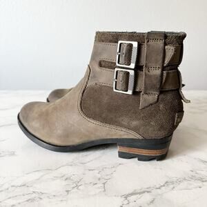 Sorel Lolla Waterproof Dusty Olive Green Leather Ankle Boot Women’s Size 7.5